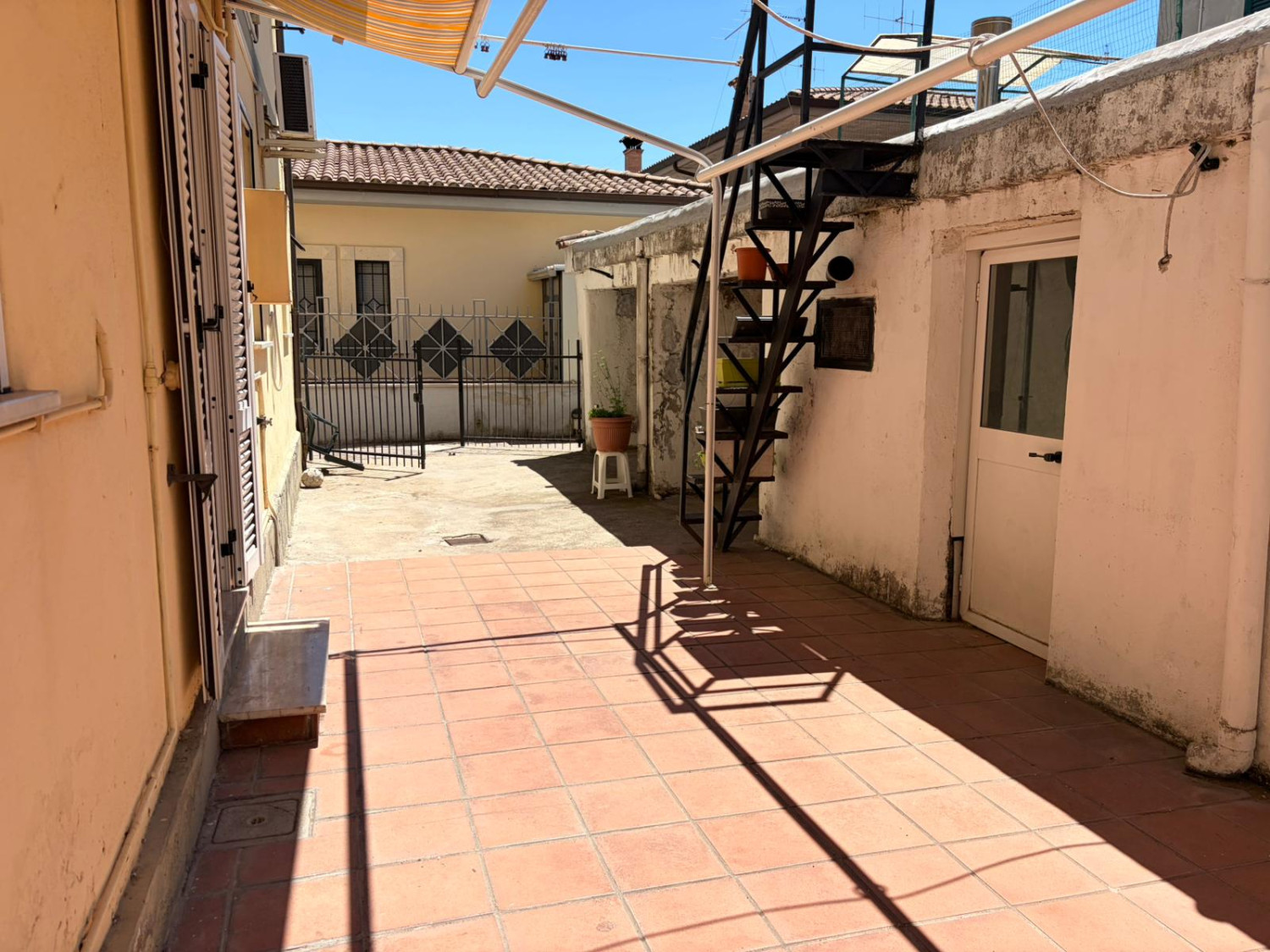 Appartamento in Via Trieste 16, Aprilia