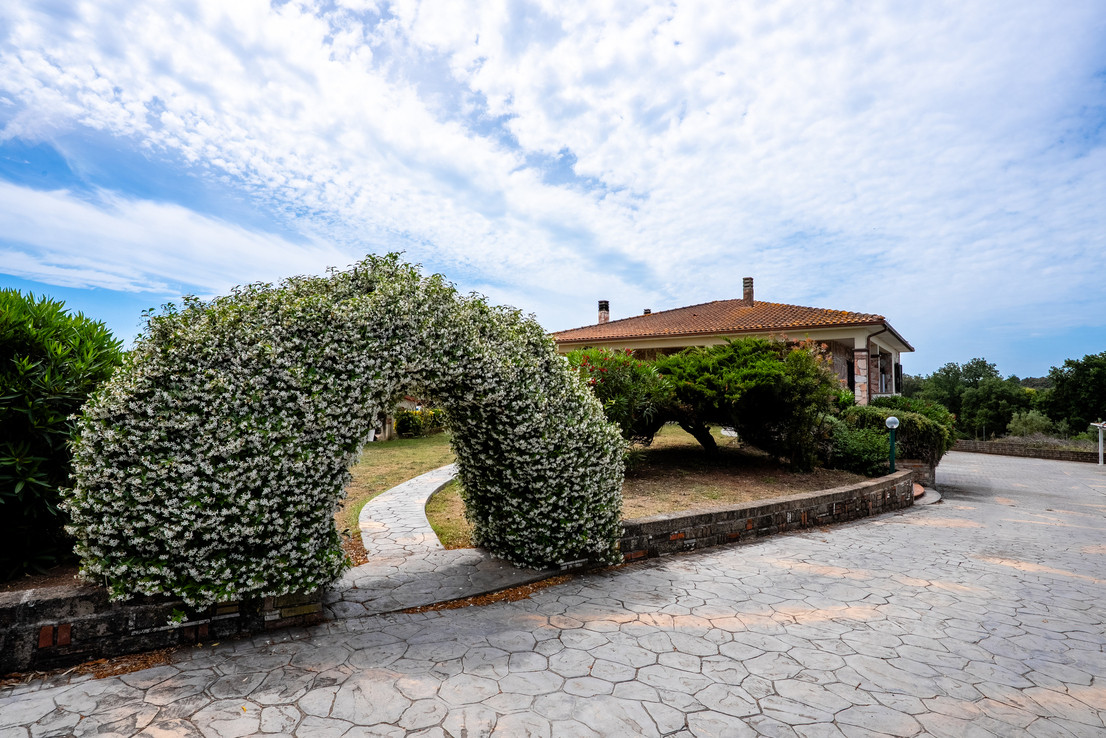 Villa in Via Adda 11, Aprilia 14