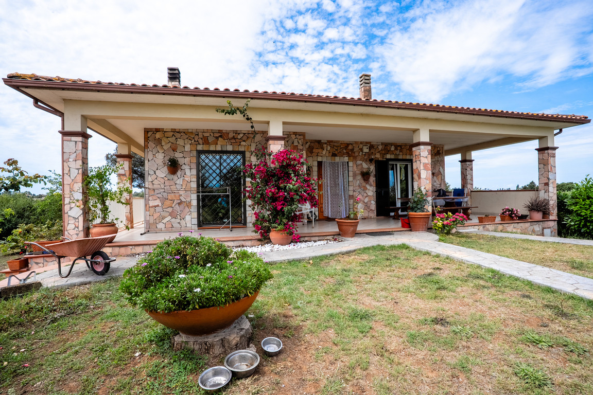 Villa in Via Adda 11, Aprilia 15
